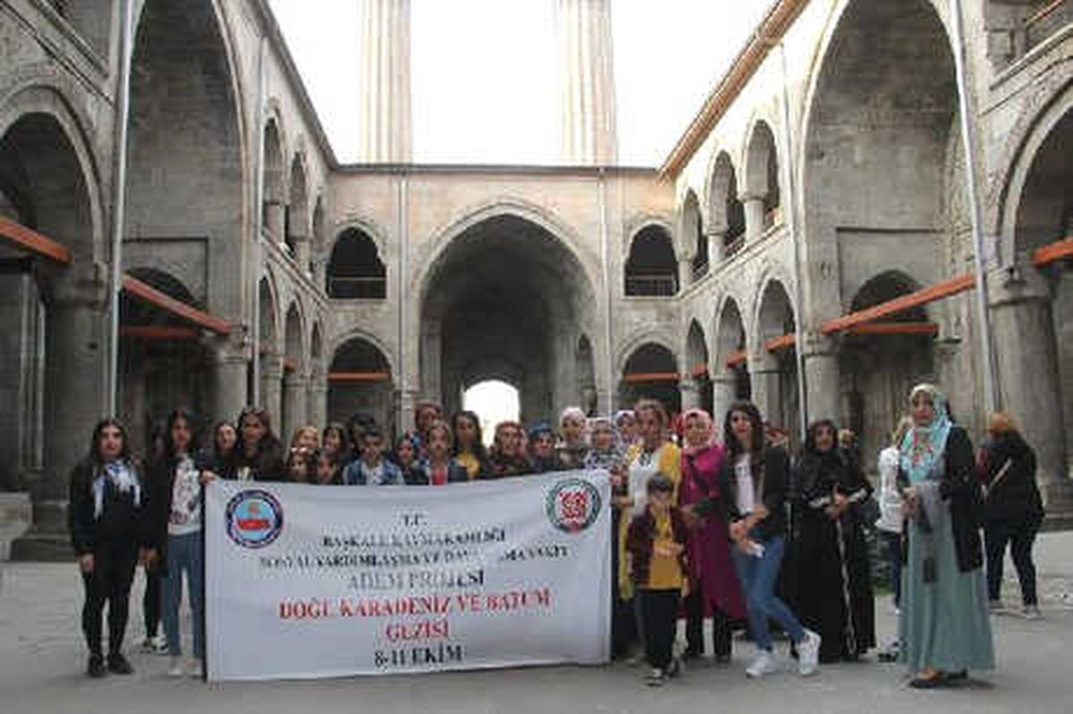 Başkaleli Kadınlar, Karadeniz\'i Gezdi