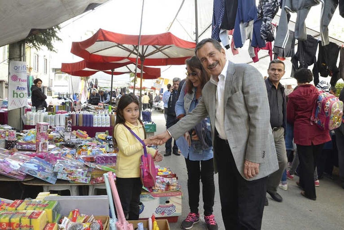 Başkan Ataç Pazar Ziyaretlerine Devam Ediyor
