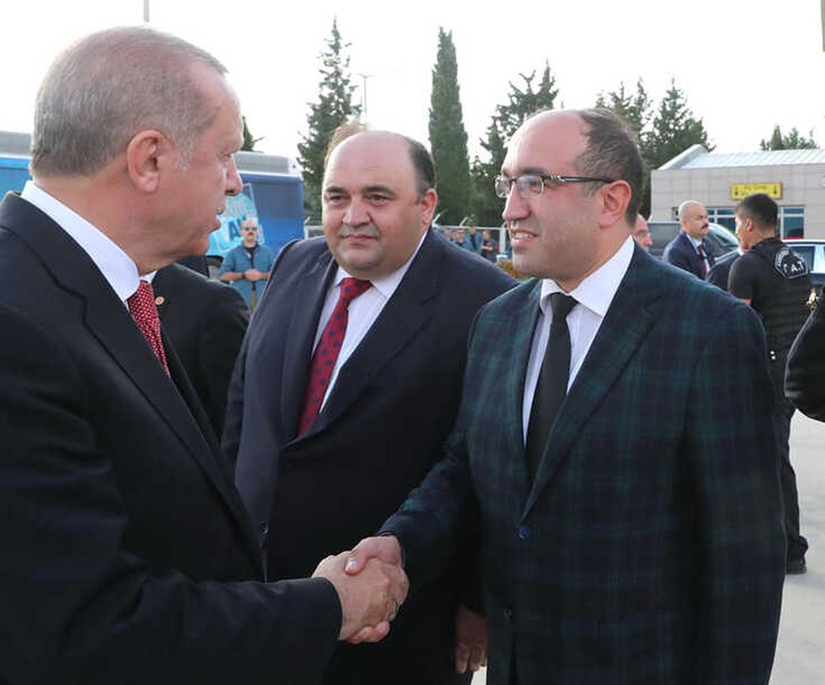Başkan Çöl, Cumhurbaşkanı Erdoğan\'a Projeleri Hakkında Bilgi Verdi