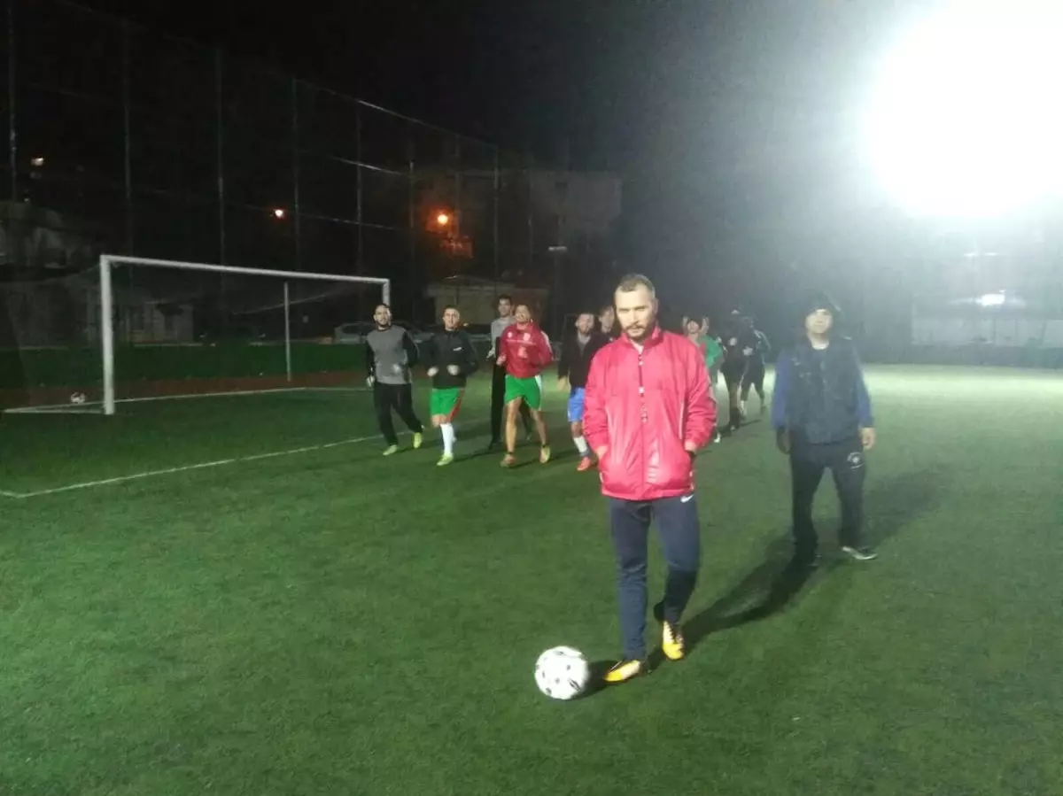 Bostanlıspor Futbolda Mustafa Oral İle Devam!