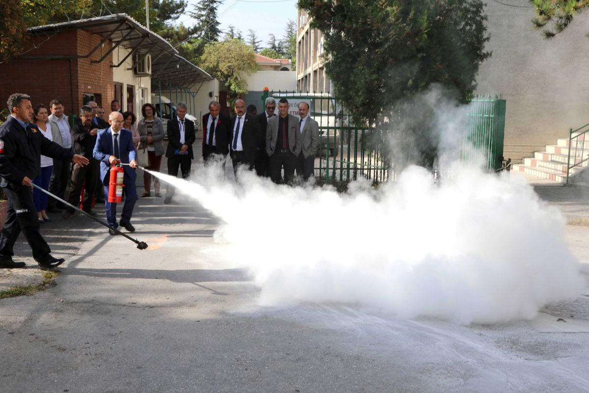 Defterdarlık Personeline Yangın Eğitimi