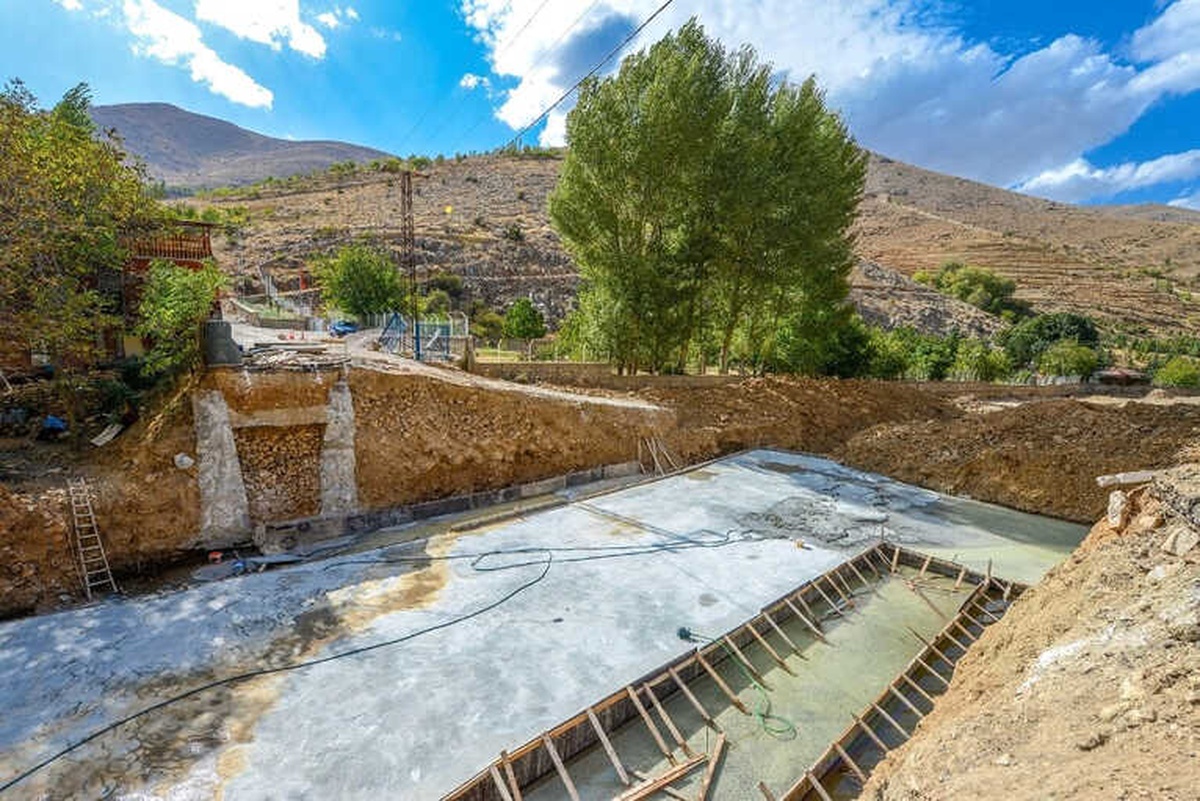 Kaptaj Yoluna Kemerli Köprü Yapılıyor