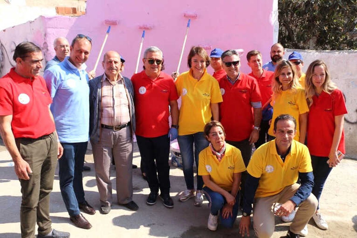Kuşadası Renkleniyor " Projesi Tanıtıldı