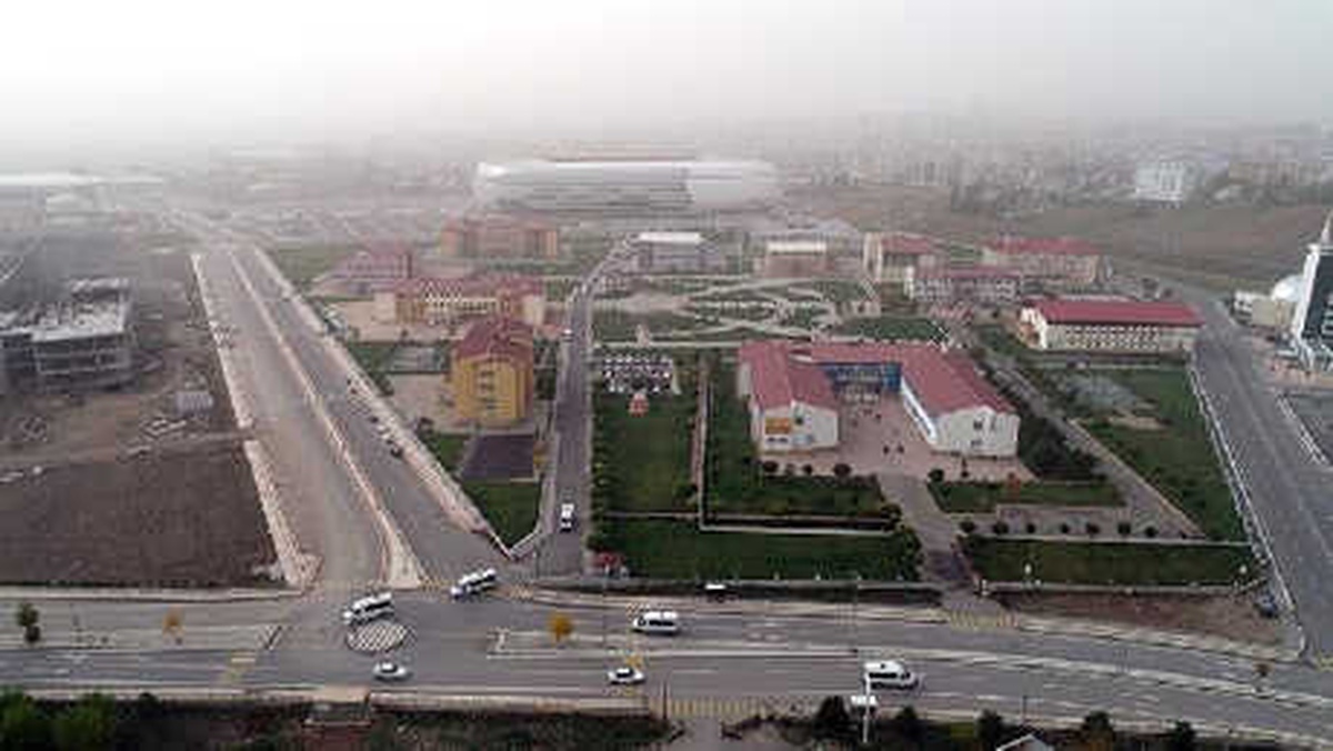 Mecnun Otyakmaz\'ın İsmi Caddeye Verildi