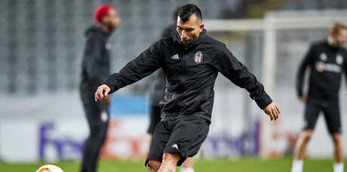 Medel Mi, Roco Mu?