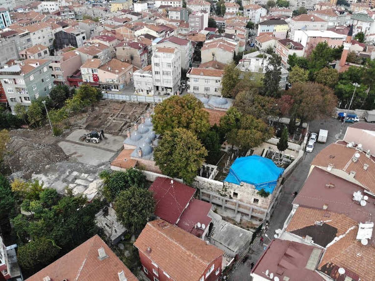 Tekrar) Restorasyonu Devam Eden Murad-I Münzevi Külliyesi Havadan Görüntülendi