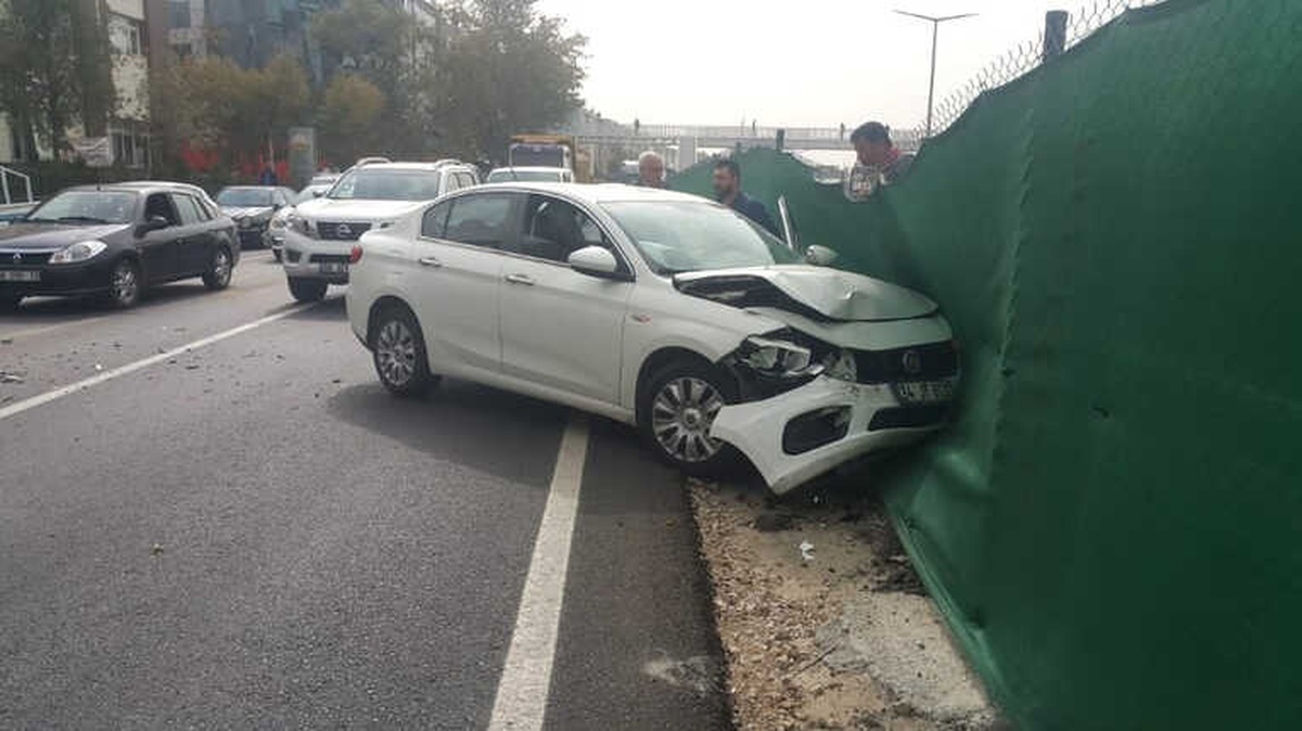 Ters Yönden Çıkan Araç Kazaya Neden Oldu