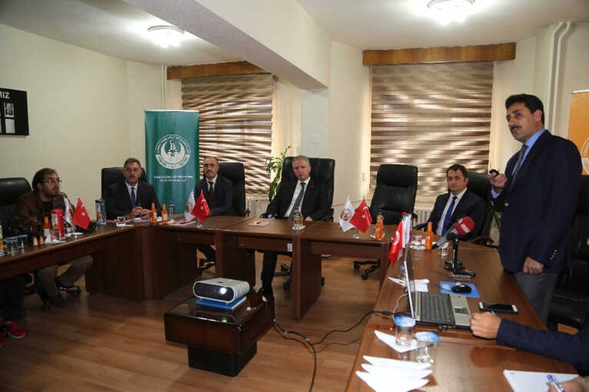 Vali Gül,"Tarım Kredi Kooperatifi\'nin Dengeleyici Bir Rolü Var"
