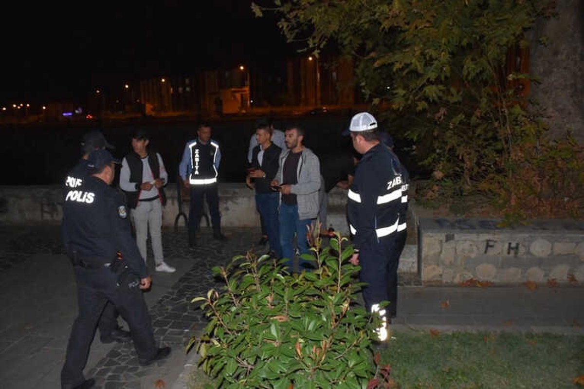 Zabıta ve Emniyet Ekipleri Huzur Operasyonu Düzenledi