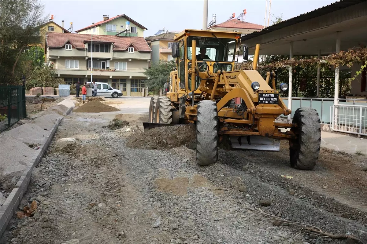 Bartın\'da Yol İyileştirme Çalışmaları Sürüyor