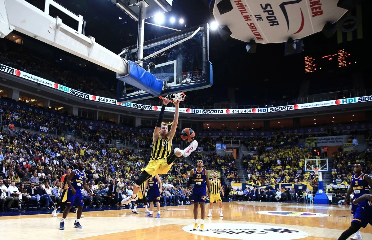 Fenerbahçe, Khimki\'yi Yenerek 2\'de 2 Yaptı: 93-85