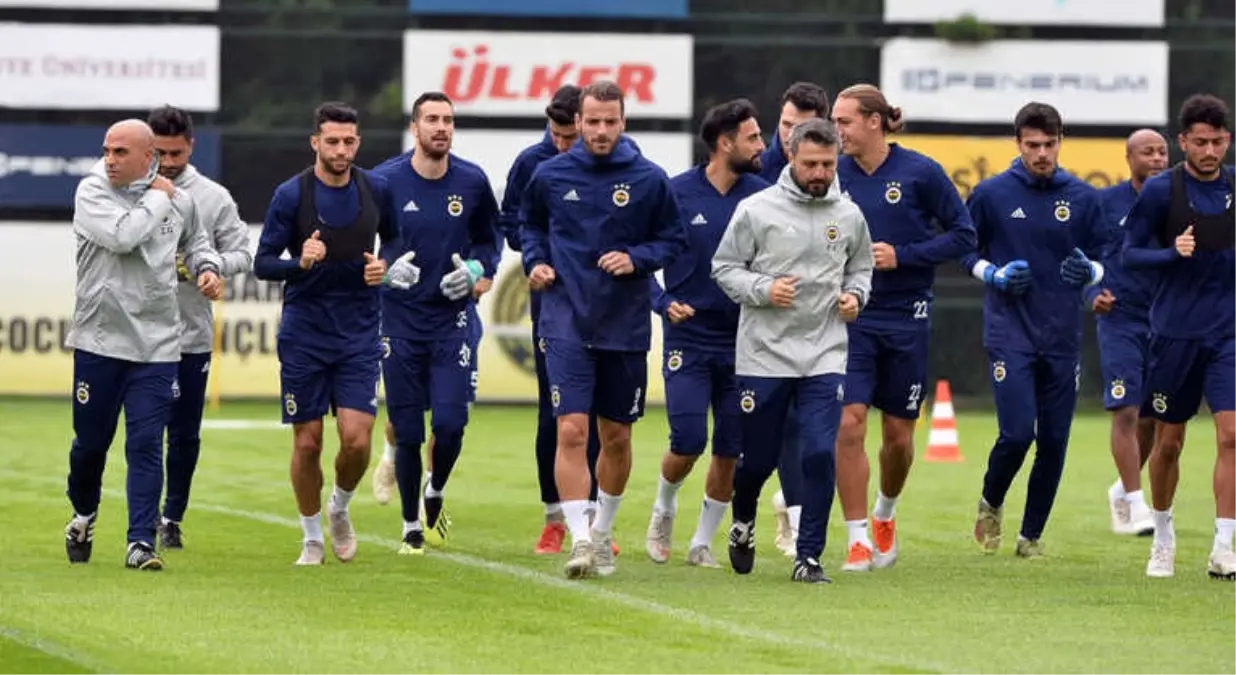 Fenerbahçe Sivasspor\'a Bileniyor