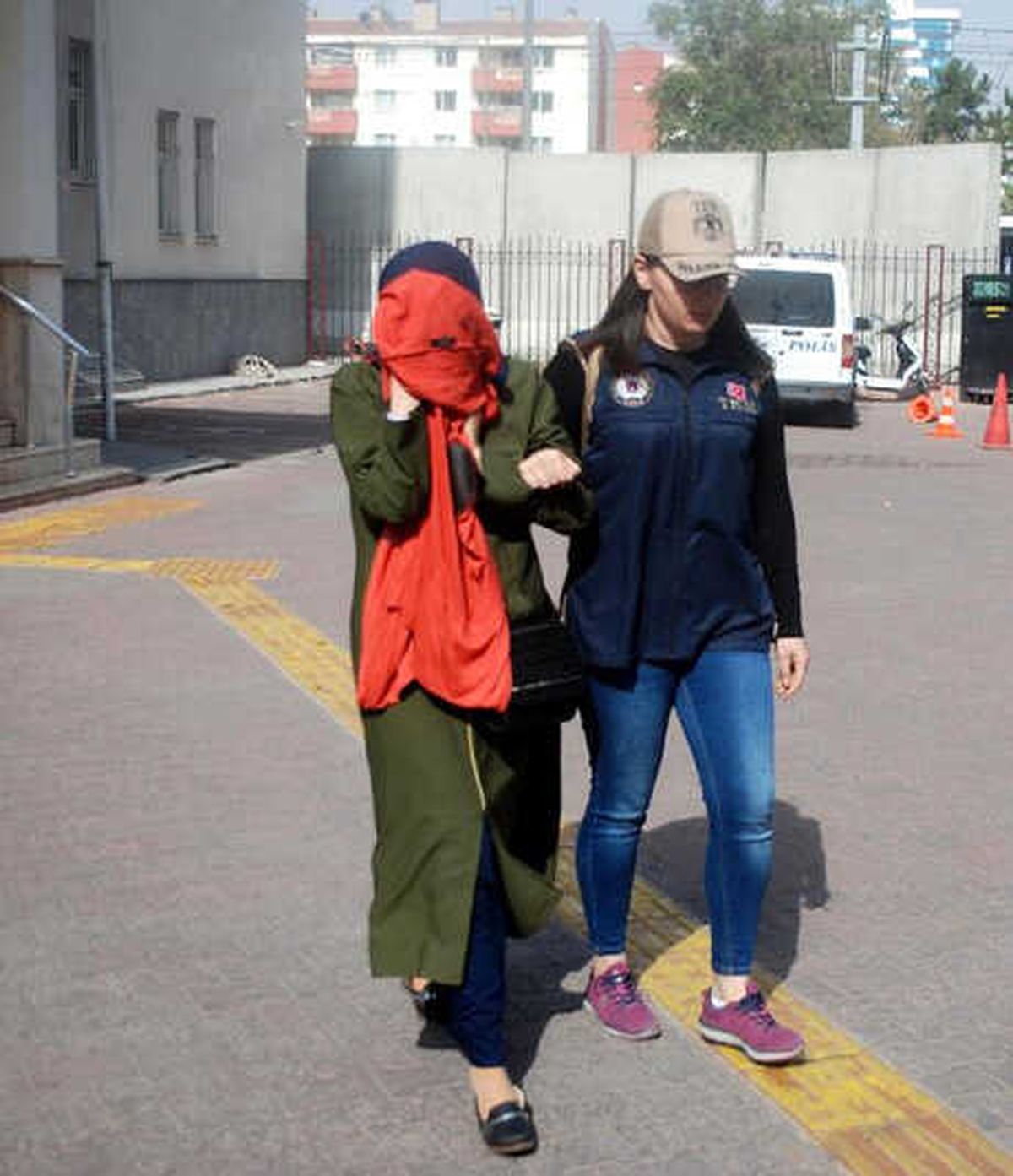 Fetö Şüphelisi Çift, 2 Yıl Sonra Yakalandı