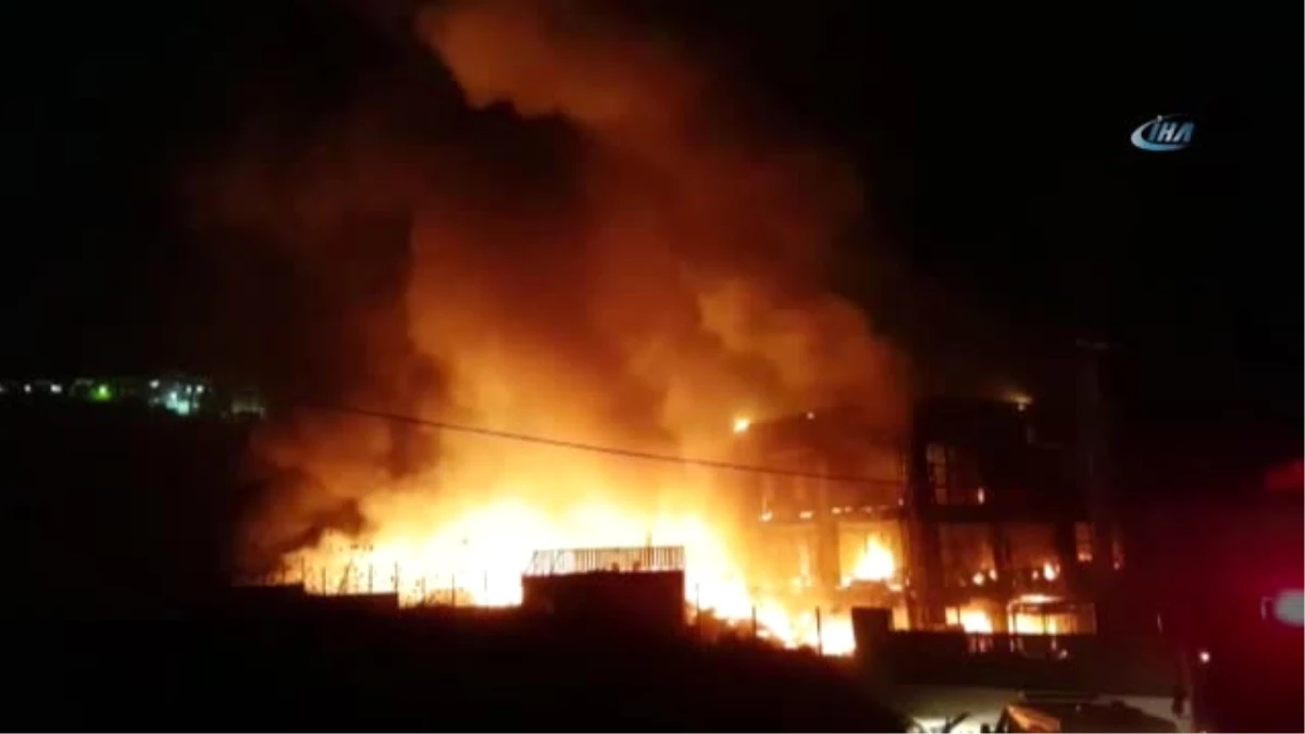 Kayapa Organize Sanayi Bölgesi\'nde Bir Fabrikada Yangın Çıktı