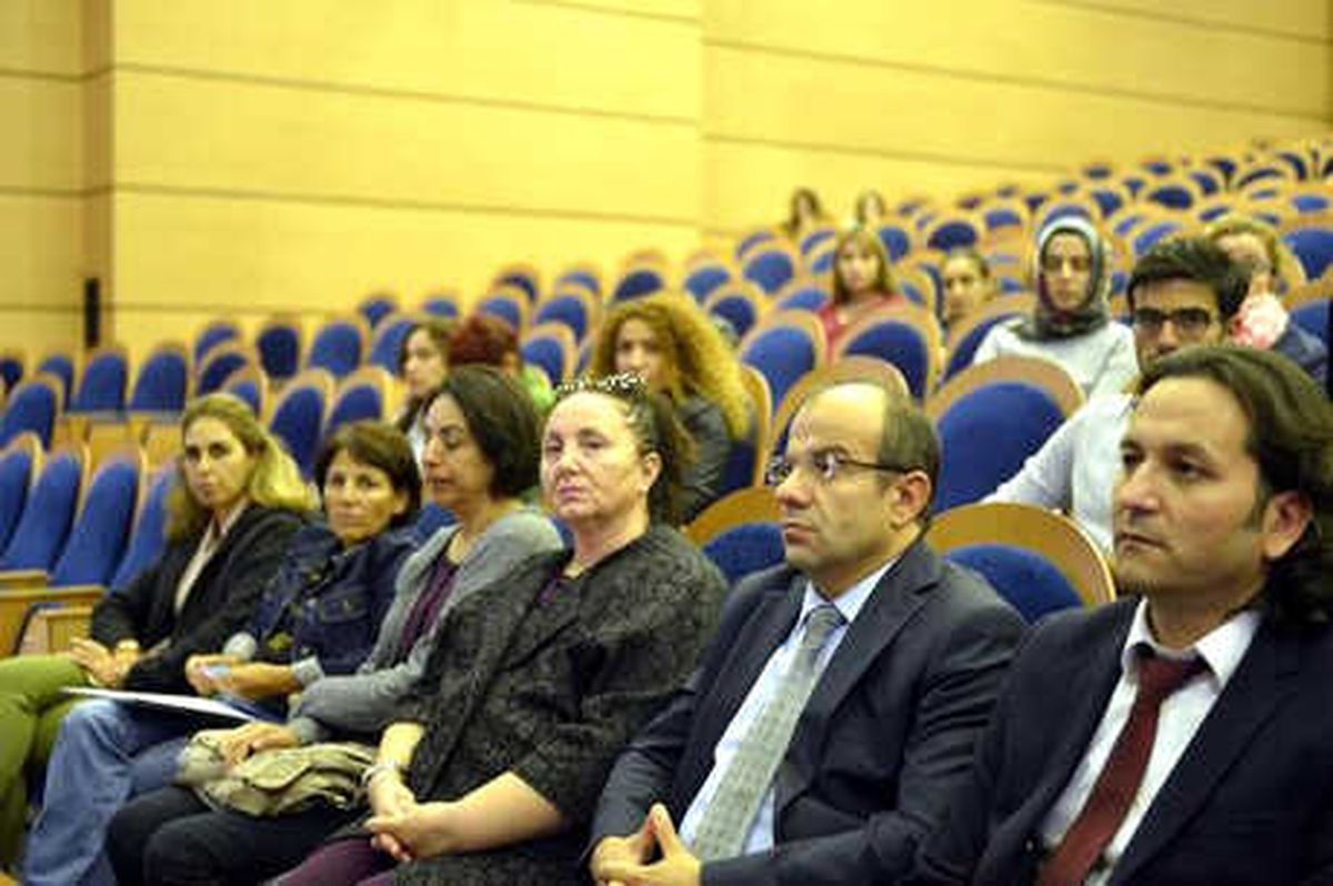Prof. Dr. Çakmak: Günde Üç Litre Su İçmek Meme Kanseri Riskini Azaltır