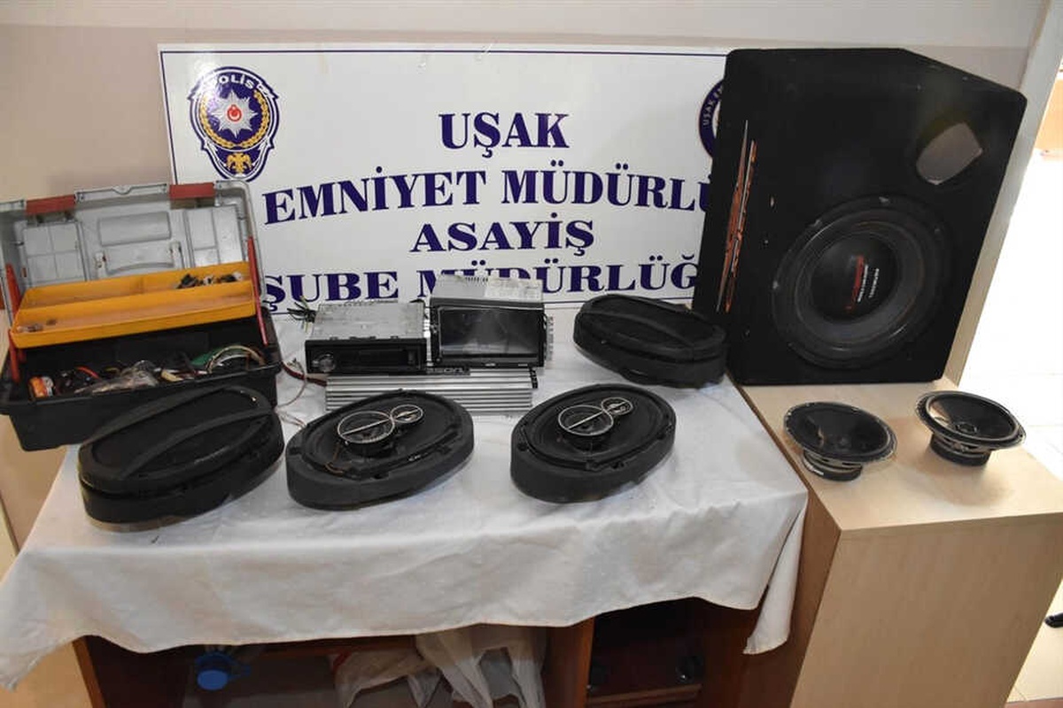 Uşak\'ta 2 Hırsızlık Şüphelisi Tutuklandı