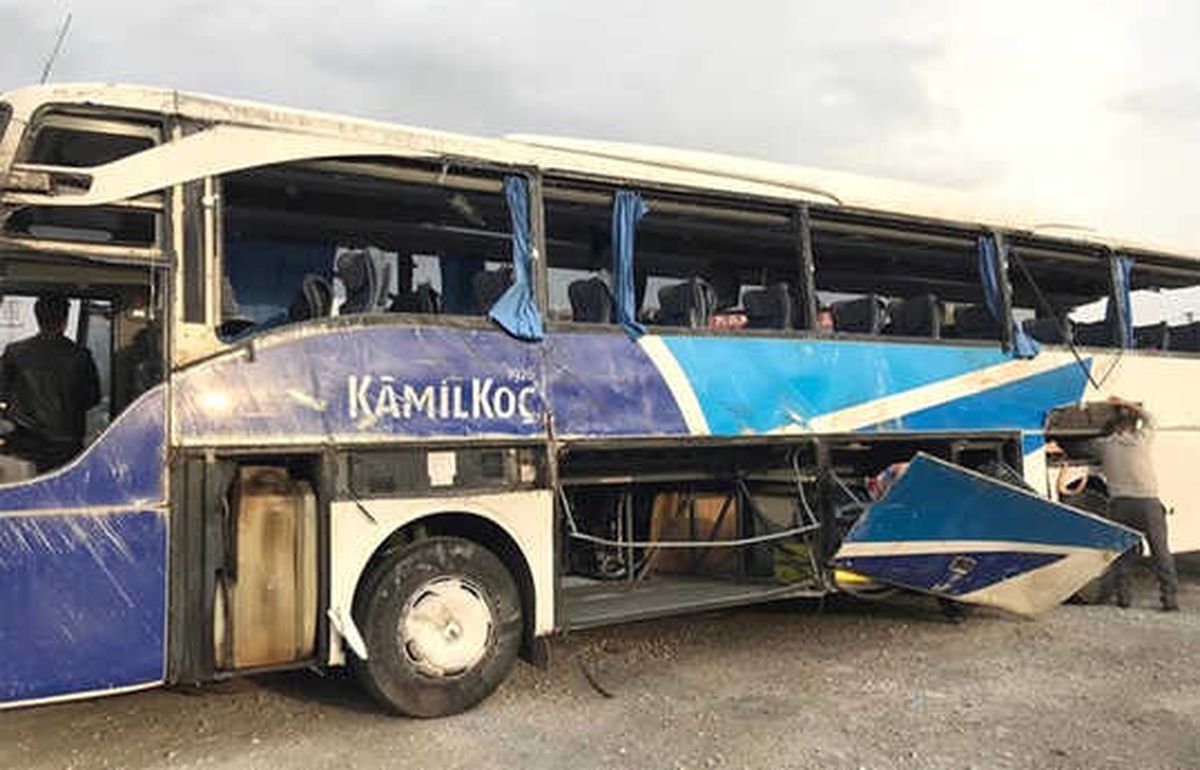 Yolcu Otobüsü Devrildi: 7 Ölü, 23 Yaralı