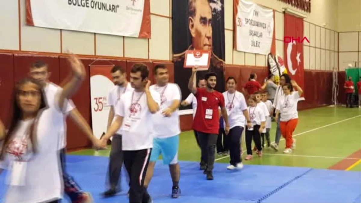 Adana Özel Olimpiyatlar Bölge Oyunları Adana\'da Yapıldı
