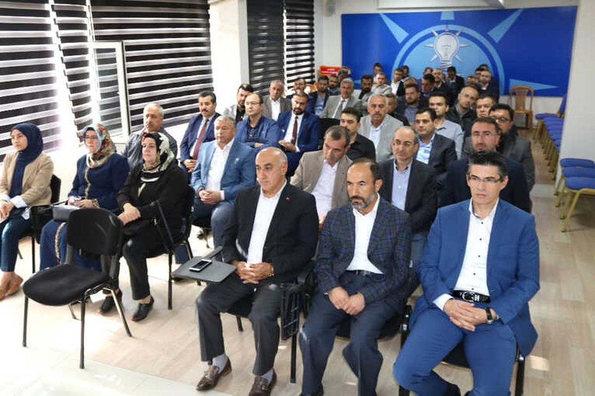 Aksaray\'da AK Parti Yerel Yönetimler Toplantısı Yapıldı