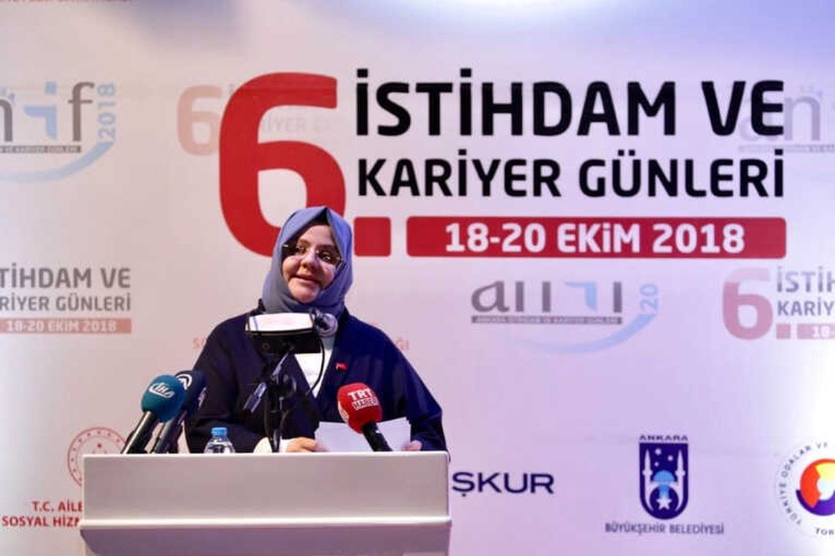 Bakan Selçuk: "1 Milyon 250 Bin Vatandaşı Özel Sektörde İşe Yerleştirmeyi Hedefliyoruz"