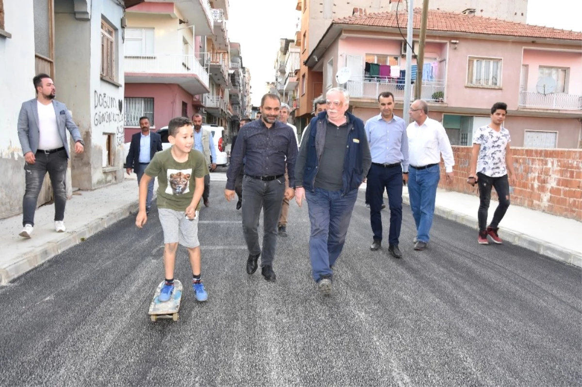 Başkan Uçak Sıcak Asfalt Çalışmalarını İnceledi