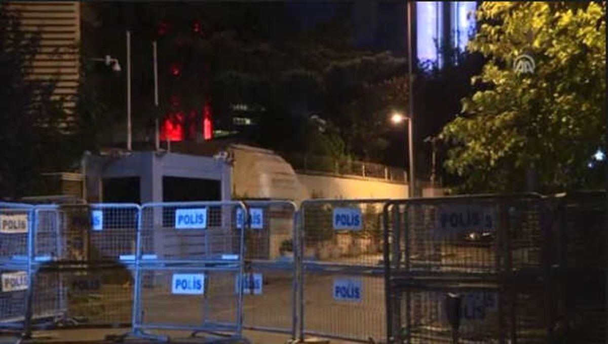 Başkonsolosluk Binası Önündeki Bariyerler Kaldırılıyor