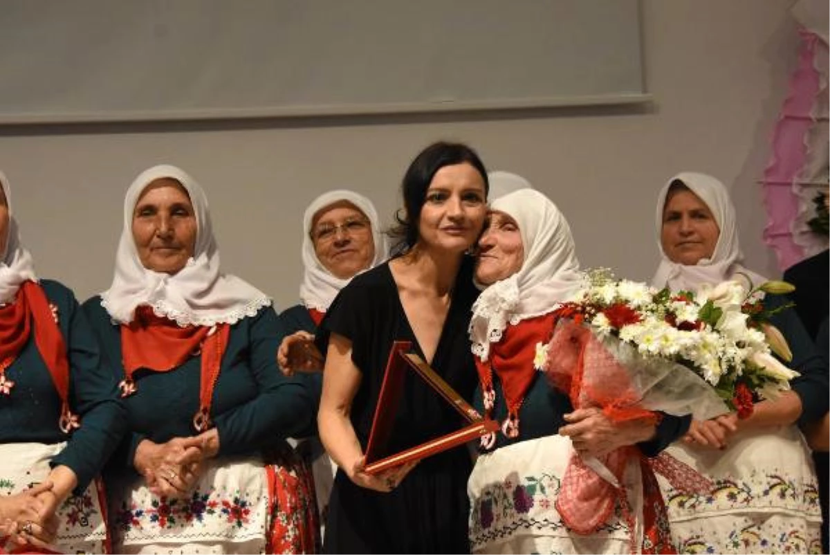 Cumhuriyet Kadınları\'nın, \'Umut Bir Hikaye\' Filminin Galası Yapıldı