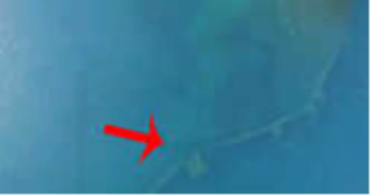 Hazar Gölü\'ndeki "Batık Şehir" Suyun Çekilmesiyle Gün Yüzüne Çıktı