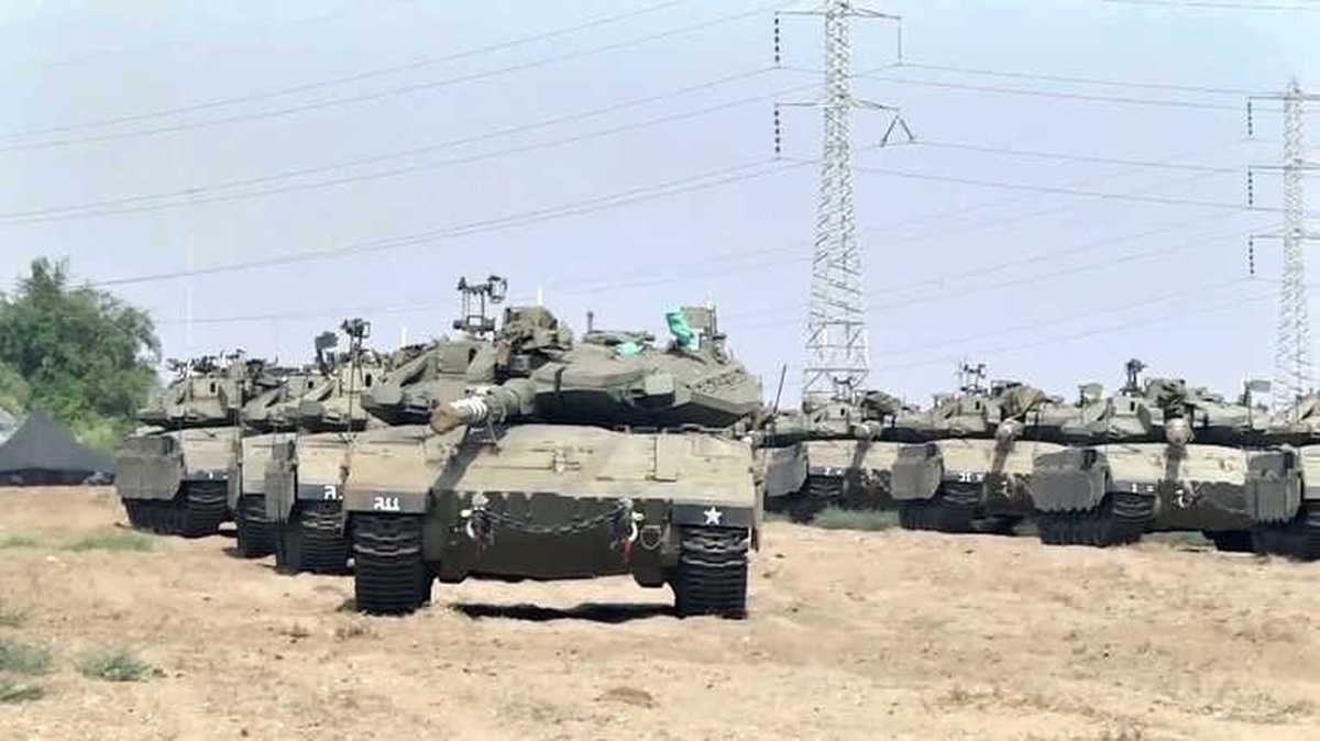 İsrail\'den Gazze Sınırına Tank Takviyesi