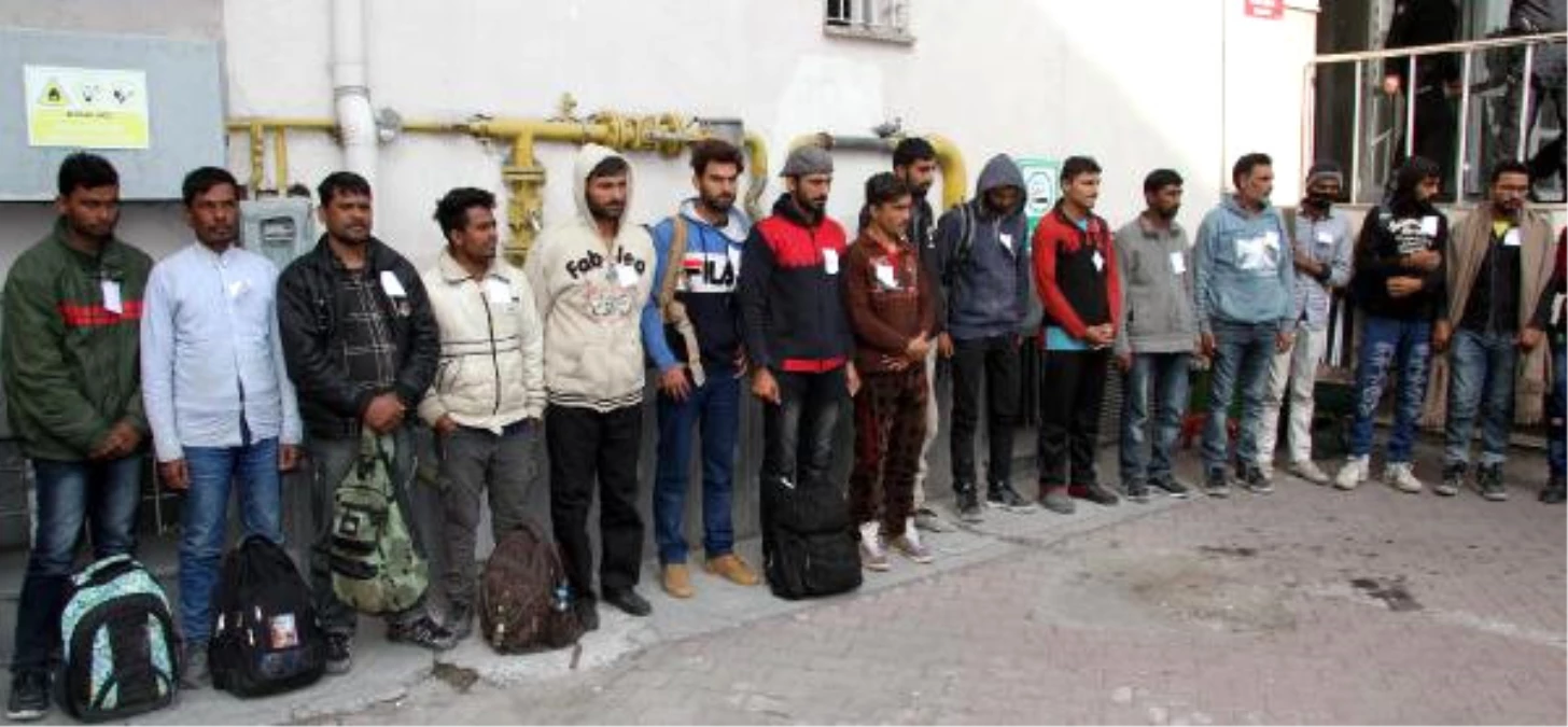 Kayseri\'de Kaçak 152 Göçmen Yakalandı