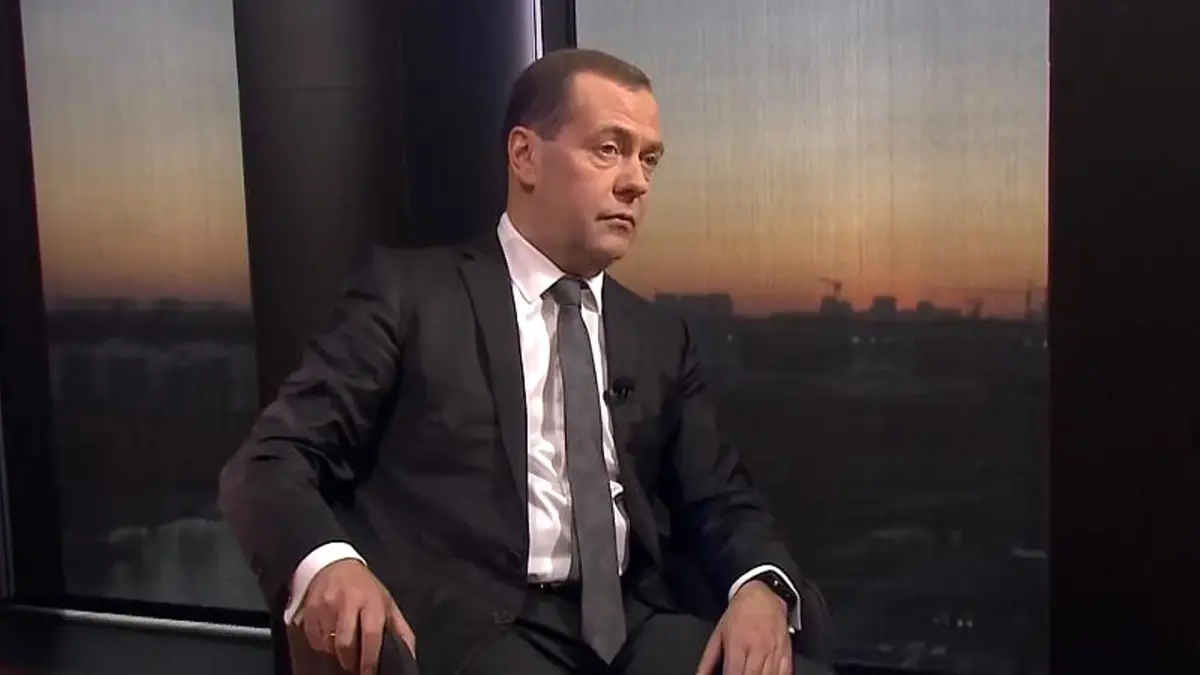 Medvedev: Yaptırımları Biz Başlatmadık, Bitirecek Olan da Biz Değiliz