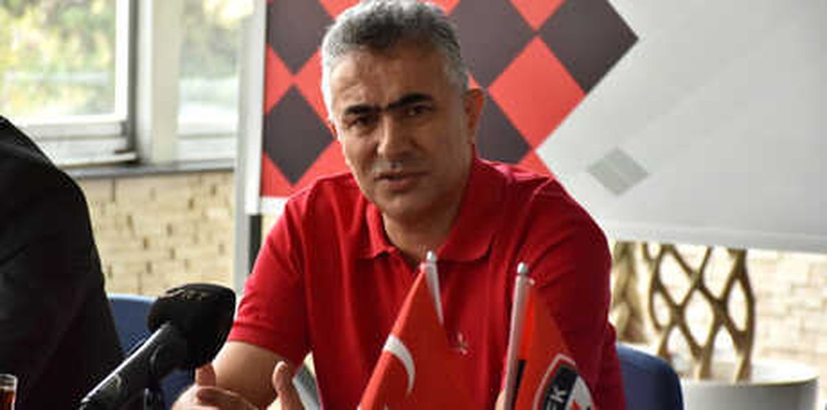 Mehmet Altıparmak: "Sahada Babama Acımam"