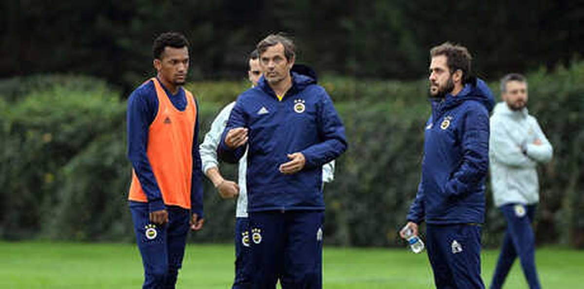 Phillip Cocu: \'Puan Kaybedersek Hepimiz Yanarız\'