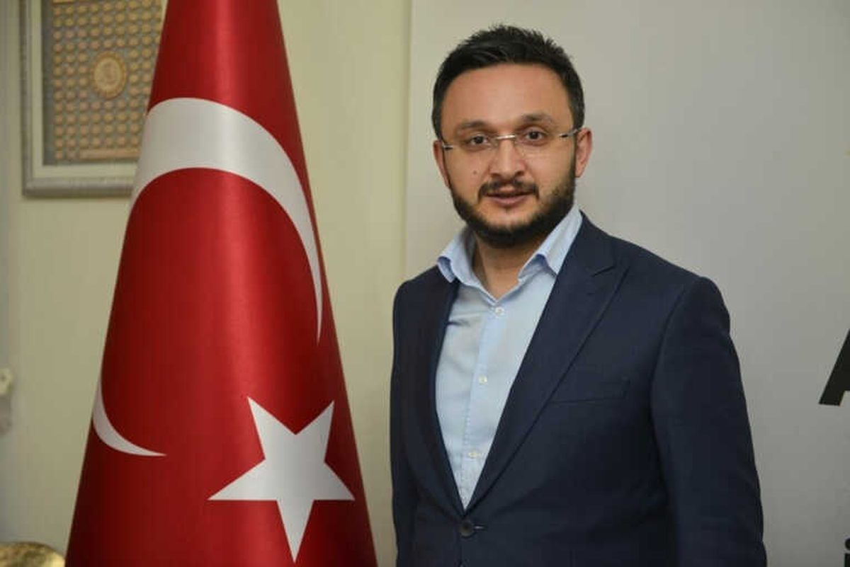 AK Parti İl Başkanı Yanar, "Muhtarlar Devletin Vatandaşa Dokunan En Sıcak Elidir"