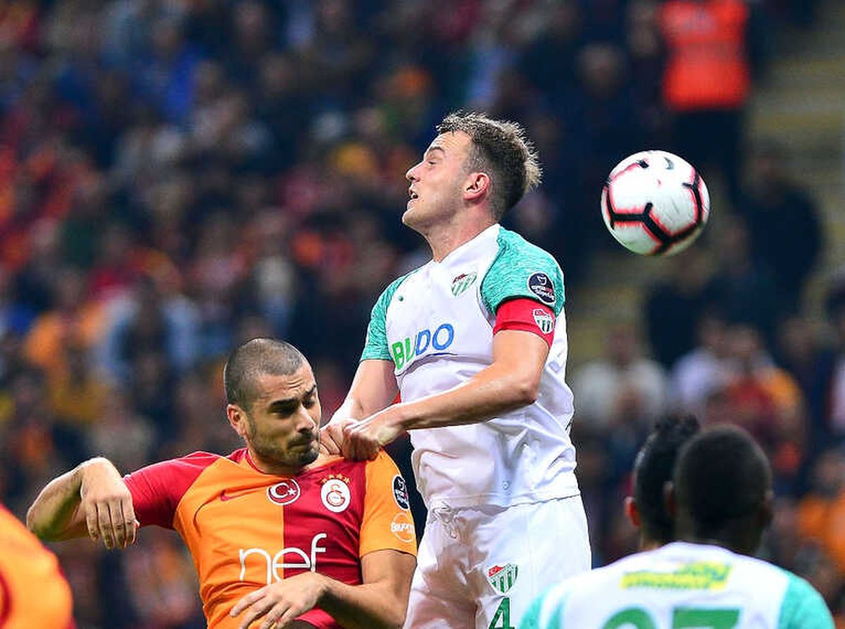 Aslan \'Sakat\'a Geldi