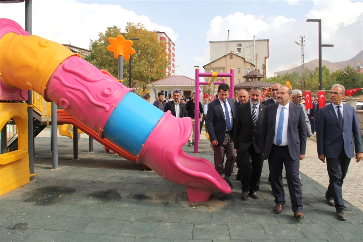 Bitlis\'te Muhtarlık Hizmet Binası Açıldı