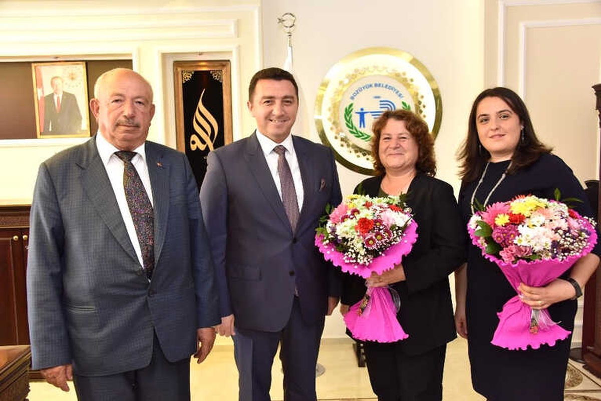 Bozüyük\'te Muhtarlar Günü Düzenlenen Törenlerle Kutlandı