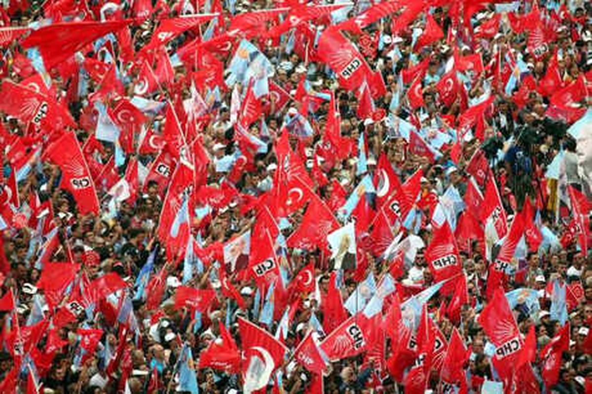 CHP Aday Adaylarının Başvuru Sürelerini Uzattı