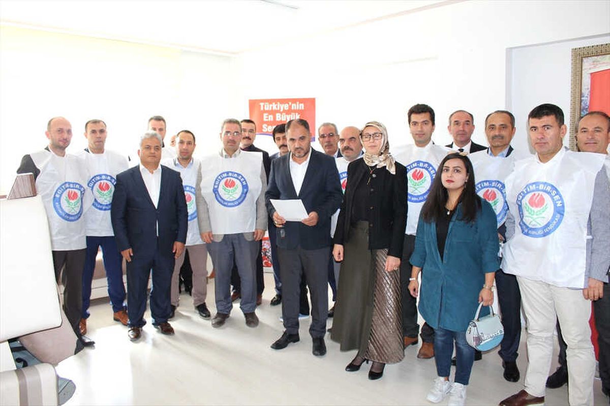 Danıştay\'ın "Öğrenci Andı" Kararına Tepki