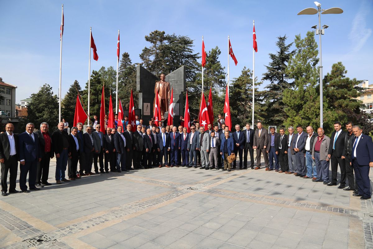 Develi\'de Muhtarlar Günü Etkiniği