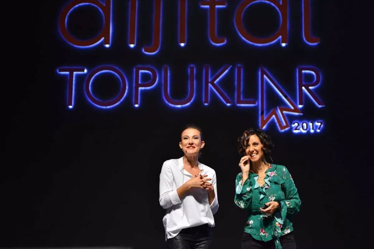 Dijital Topuklar\'ın Sesi İlham Vermeye Devam Ediyor