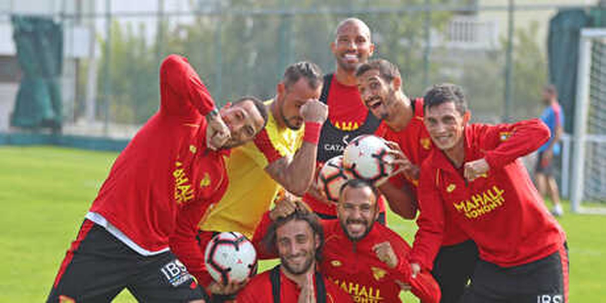 Eksik Göztepe, Beşiktaş\'a Hazırlanıyor