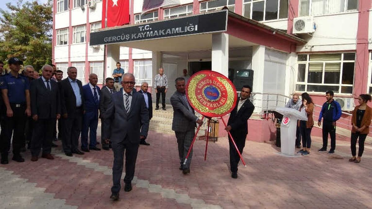 Gercüş\'te Muhtarlar Günü Kutlandı