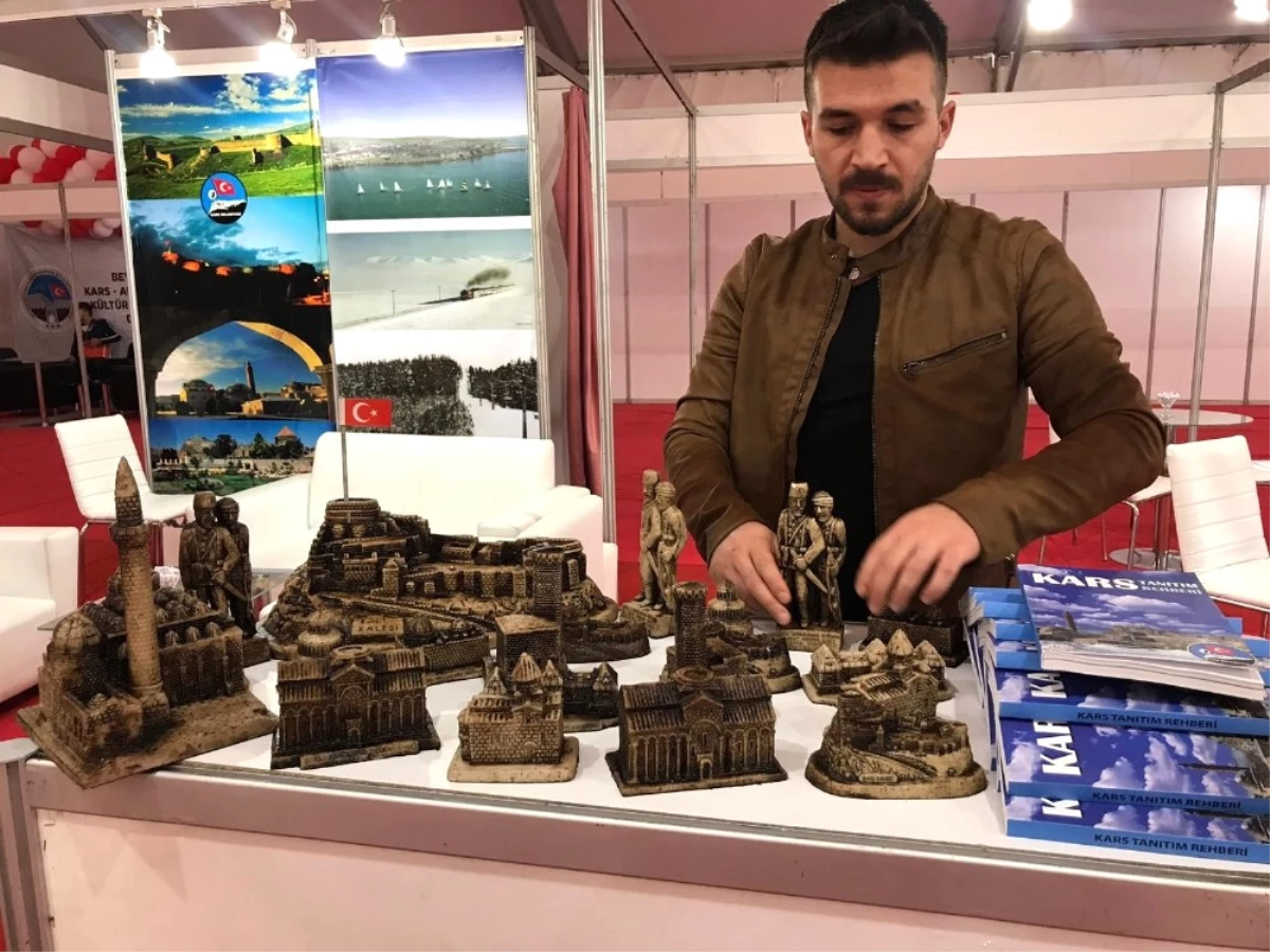 Kars\'ın Minyatürleri İstanbul\'a Taşındı