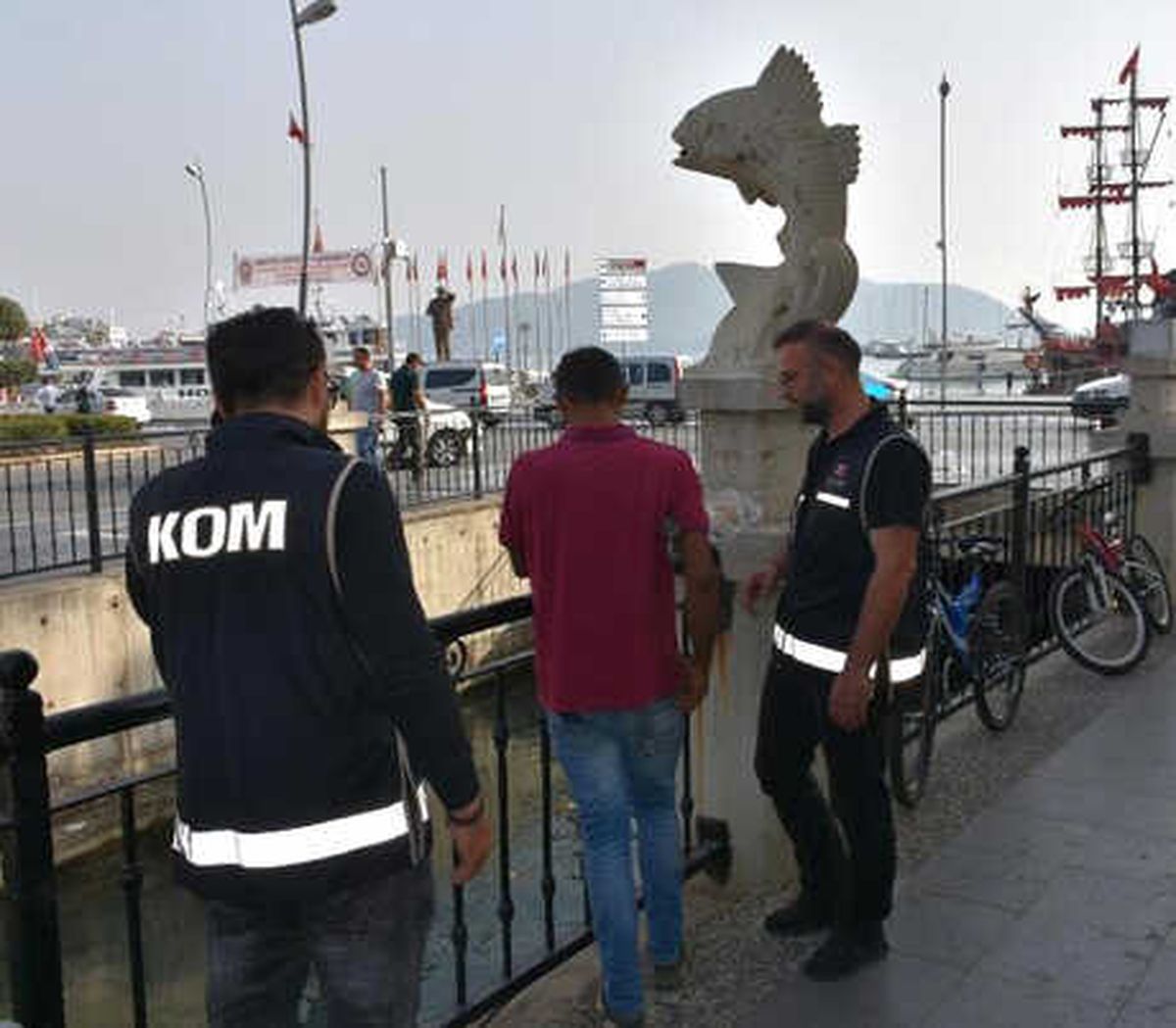 Marmaris\'te Okulların Çevresinde Denetim Yapıldı