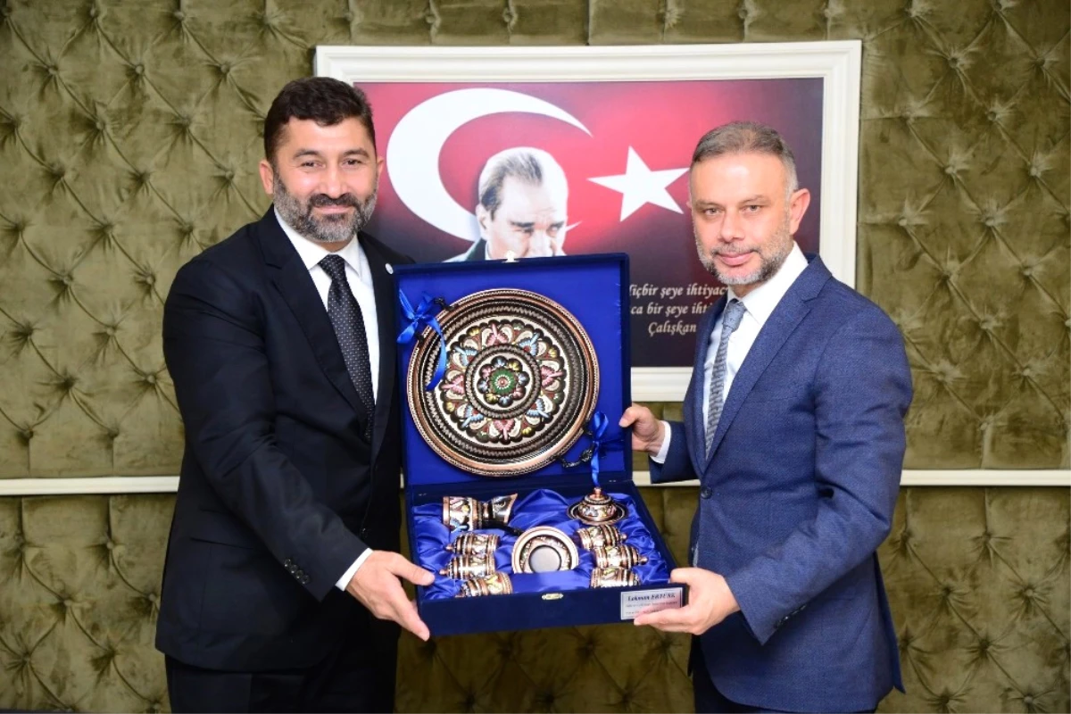 Rektör Karademir\'den Başkan Ertürk\'e Ziyaret