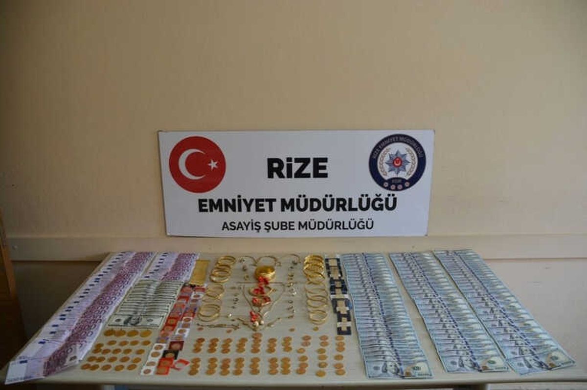 Rize\'de Polisin Şüphelendiği Şahıs Dolandırıcı Çıktı