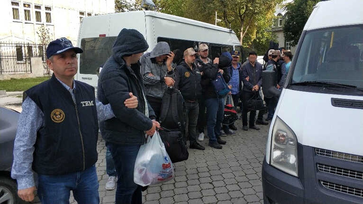Samsun\'da Fetö\'den 9 Rütbeli Asker Adliyeye Sevk Edildi