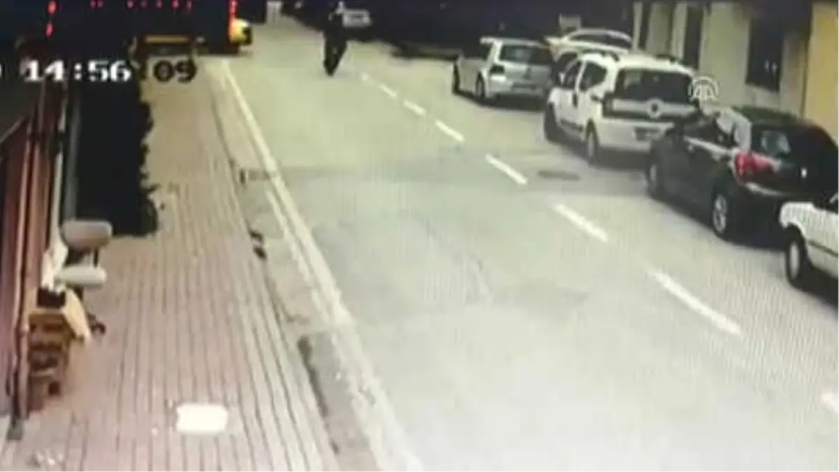 Ticari Taksi Akülü Bisikletle Çarpıştı: 1 Yaralı