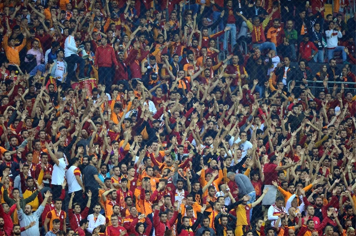Galatasaray-Bursaspor Mücadelesini 37 Bin 308 Biletli Seyirci İzledi